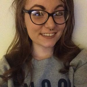 Meet your Posher, Sara